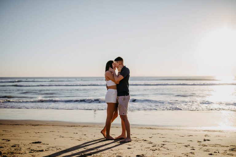 Paar Kuss am Meer LA