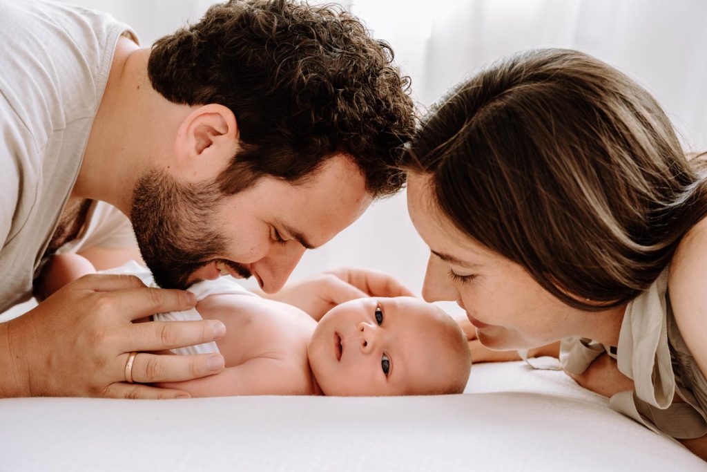 Premium Babyfotos im Fotostudio oder als Homestory in Weilheim